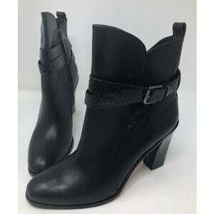 Donald J. Pliner Womens Elegant Black Boots Size 10M Amazing Condition Like New